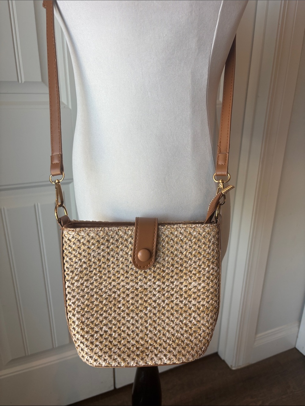 Neutral Woven Crossbody Bag with Tan Trim